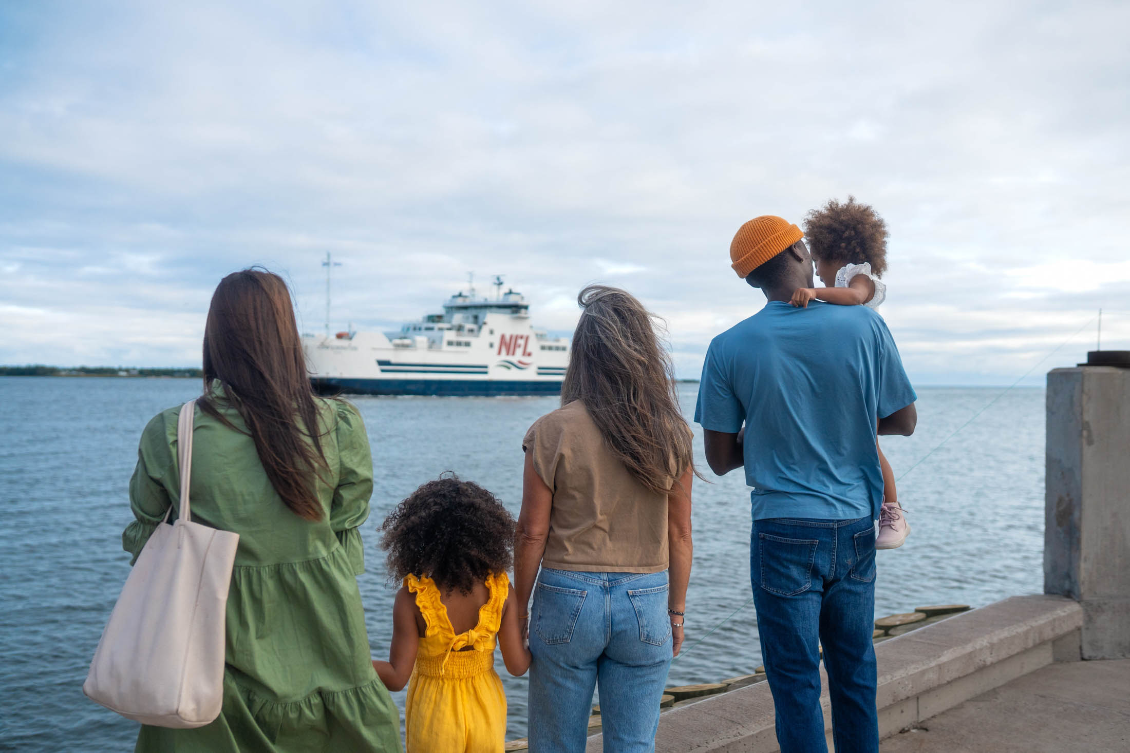 Family waiting for the ferry